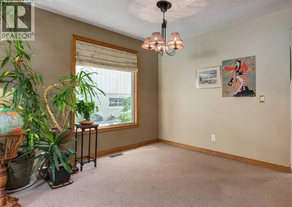 224 Edgedale Drive NW, Calgary, Alberta  T3A 2R7 - Photo 5 - A2327854