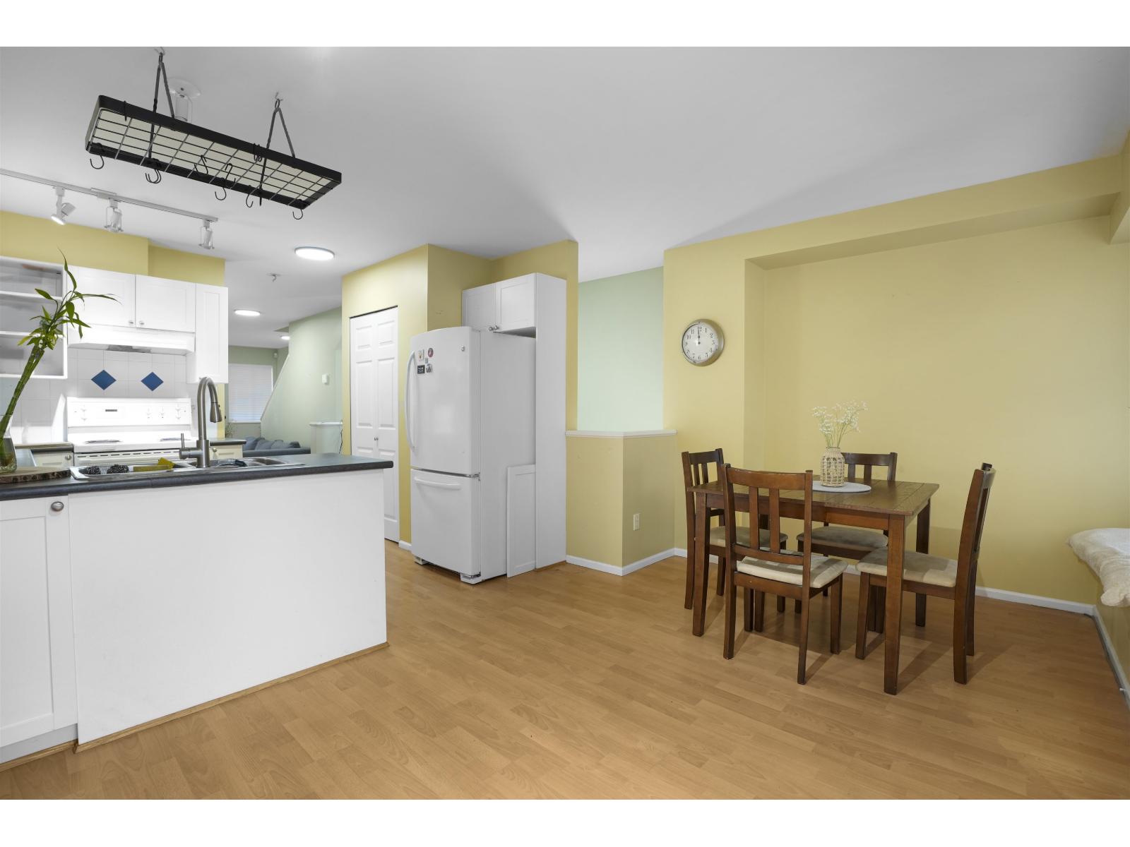16 12110 75a Avenue, Surrey, British Columbia V3W 1M1 - Photo 10 - R3152401