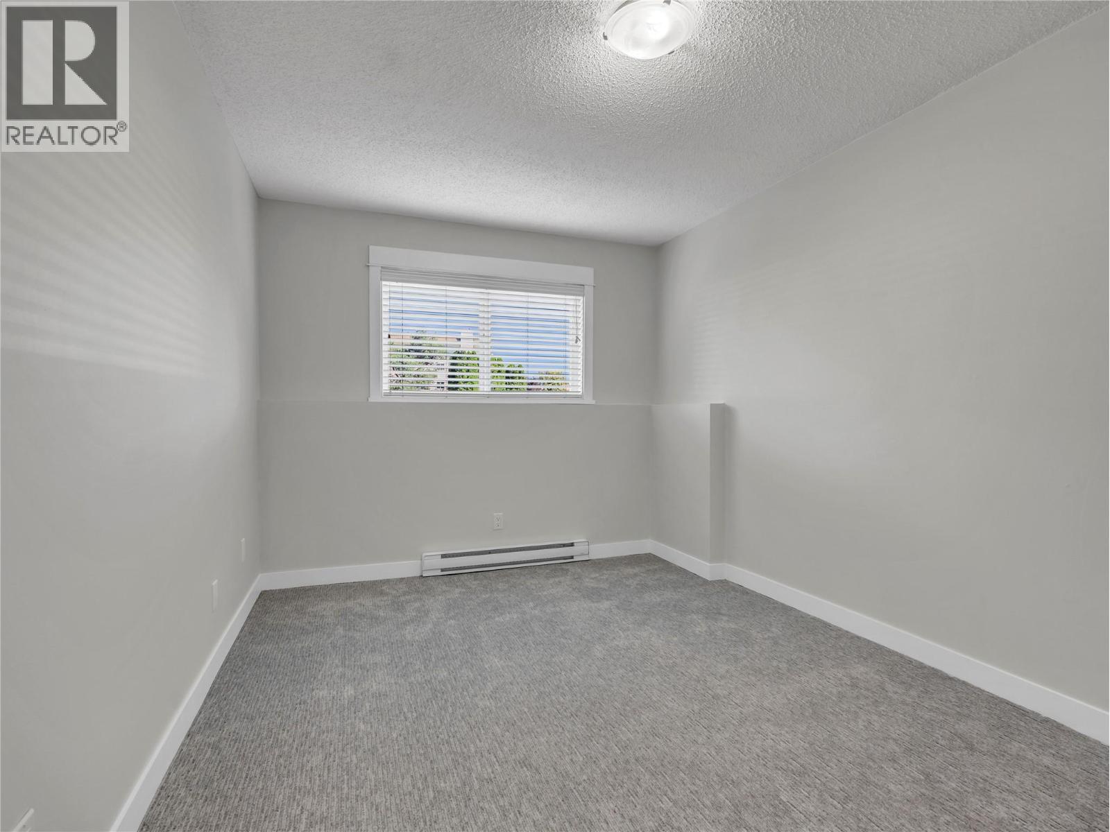 110 SKAHA Place Unit# 105 Penticton Photo 11 110 SKAHA Place Unit# 105 Penticton Photo 11
