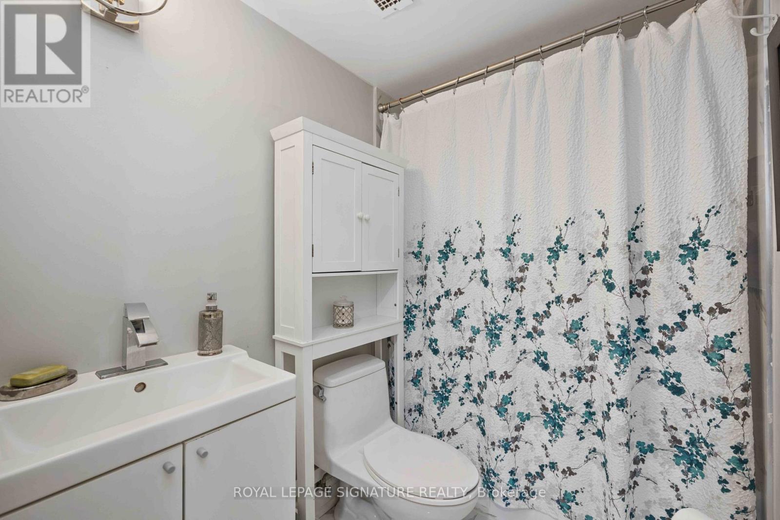 2315 - 320 Dixon Road, Toronto, Ontario  M9R 1S8 - Photo 14 - W13636308
