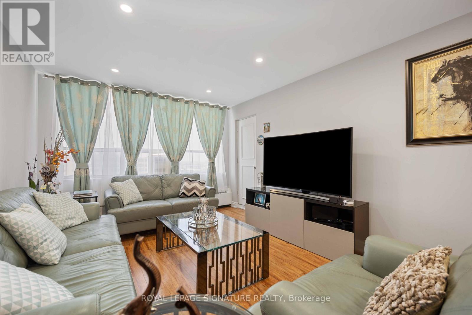 2315 - 320 Dixon Road, Toronto, Ontario  M9R 1S8 - Photo 17 - W13636308