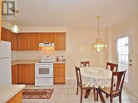 48 Tideland Drive, Brampton, Ontario  L7A 2W2 - Photo 2 - W13636390