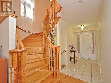 48 Tideland Drive, Brampton, Ontario  L7A 2W2 - Photo 3 - W13636390