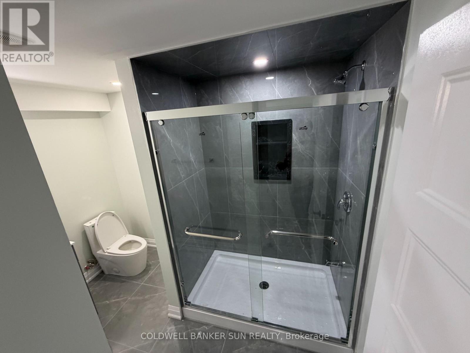 Bsmt - 13 Divers Road, Brampton, Ontario  L7A 5C8 - Photo 15 - W13636434