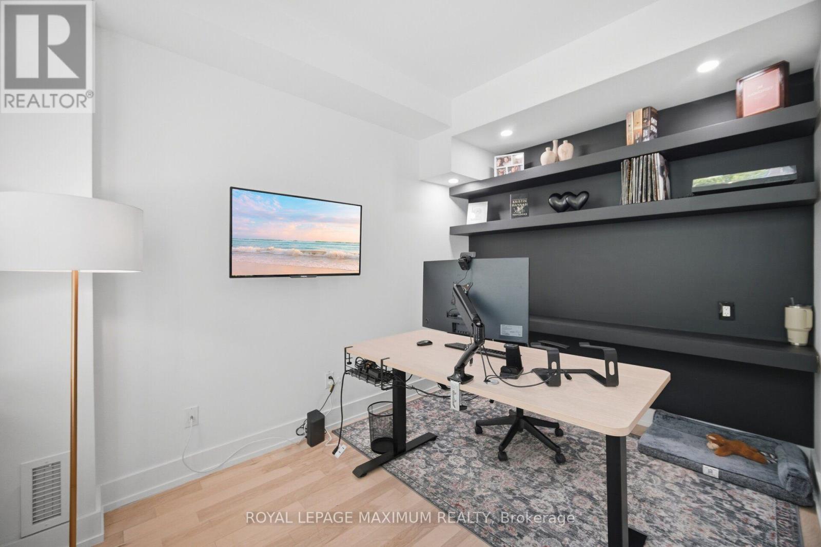 126 Resurrection Road, Toronto, Ontario  M9A 5H1 - Photo 9 - W13636520