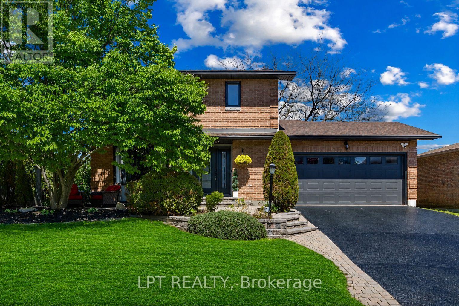 11 ELDERWOOD TRAIL, Ottawa, Ontario