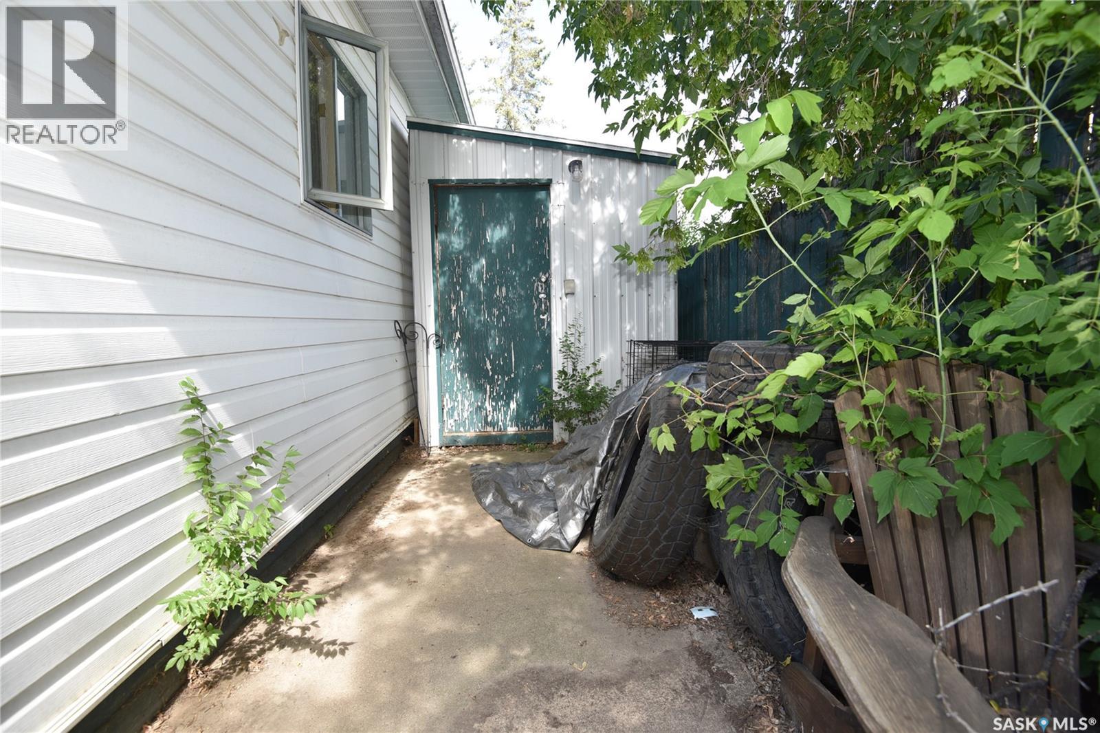 218 4a Street E, Nipawin, Saskatchewan  S0E 1E0 - Photo 20 - SK044482