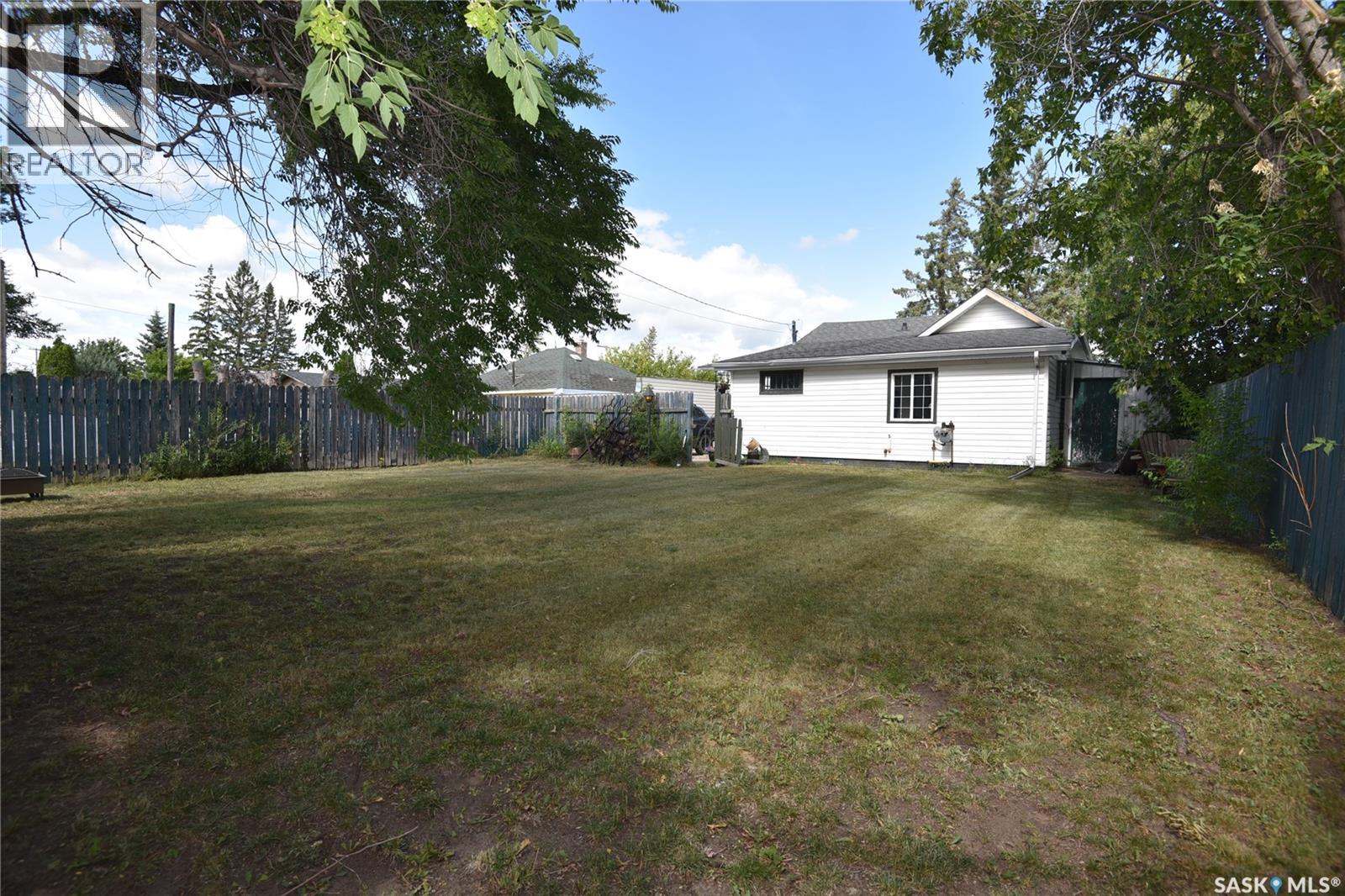 218 4a Street E, Nipawin, Saskatchewan  S0E 1E0 - Photo 22 - SK044482