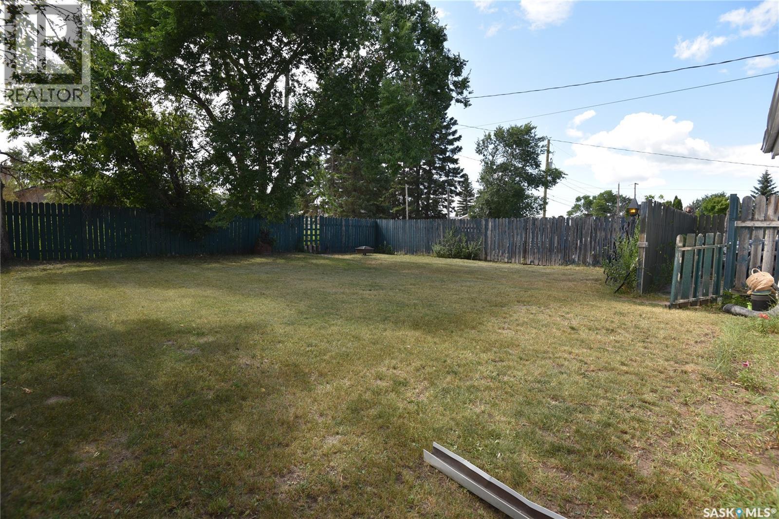 218 4a Street E, Nipawin, Saskatchewan  S0E 1E0 - Photo 23 - SK044482