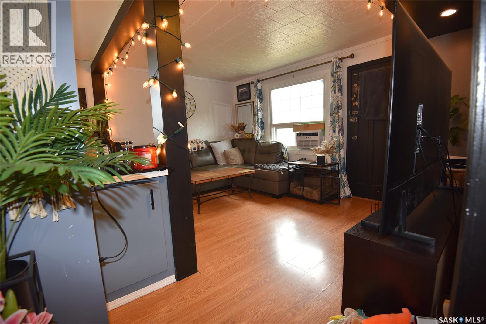 218 4a Street E, Nipawin, Saskatchewan  S0E 1E0 - Photo 8 - SK044482