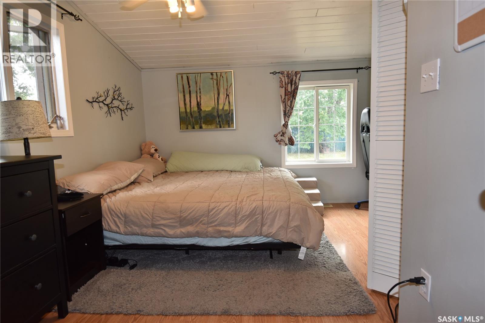 218 4a Street E, Nipawin, Saskatchewan  S0E 1E0 - Photo 9 - SK044482
