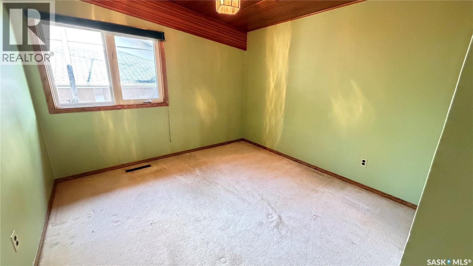 320 21 Highway, Maple Creek, Saskatchewan  S0N 1N0 - Photo 24 - SK044421
