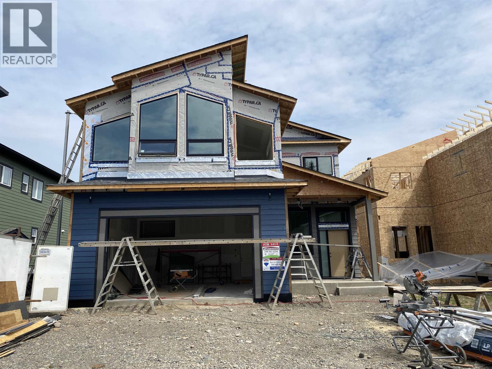 7300 FOXRIDGE AVENUE, Prince George, British Columbia