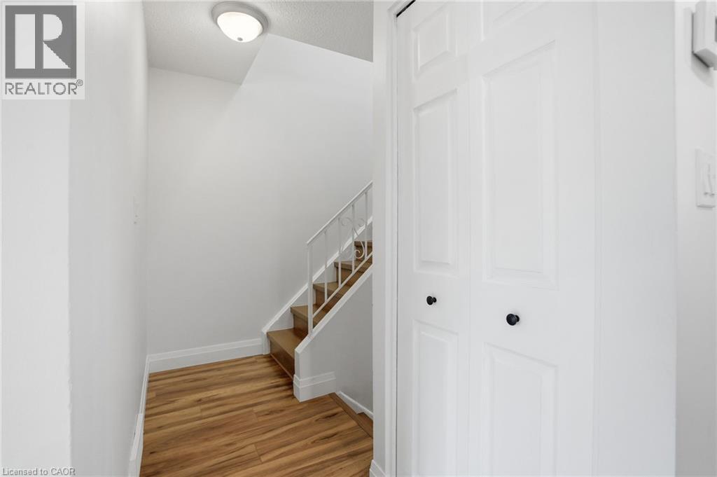 61-61 Albright Road, Hamilton, Ontario  L8K 6H5 - Photo 15 - 40827048