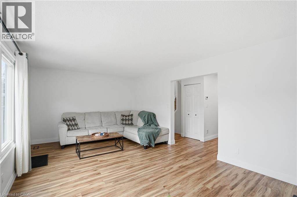 61-61 Albright Road, Hamilton, Ontario  L8K 6H5 - Photo 12 - 40827048