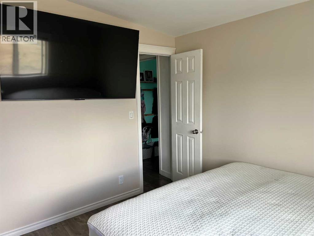1, 11409 Black And White Trail, Rural Cypress County, Alberta  T1B 0L1 - Photo 11 - A2298597