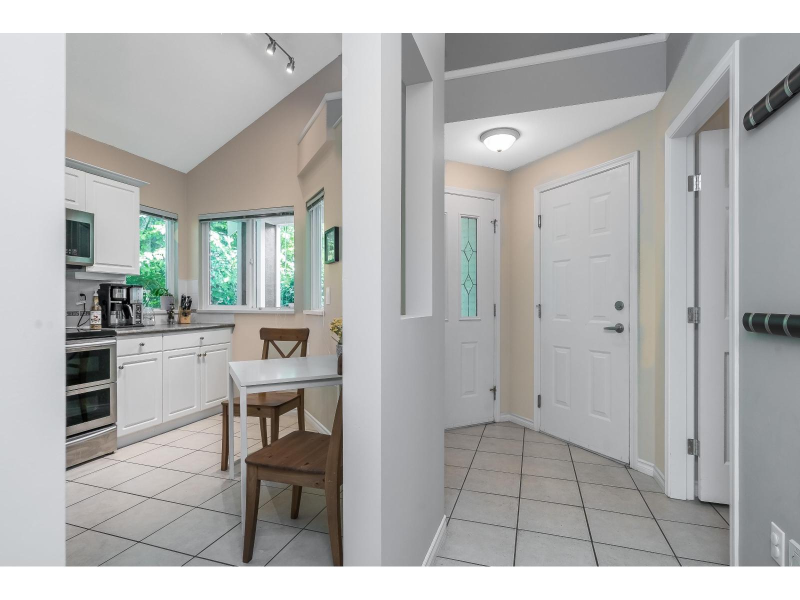 75 15133 29a Avenue, Surrey, British Columbia  V4P 3G4 - Photo 4 - R3149274