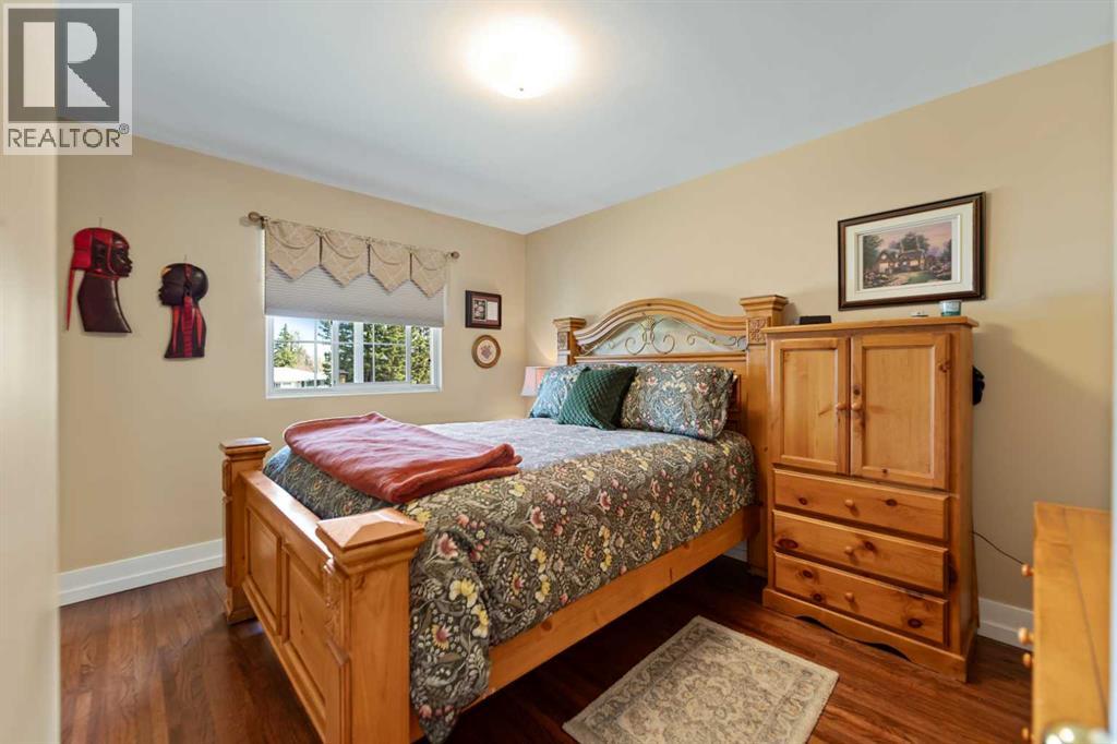 55 Kelvin Place SW, Calgary, Alberta  T2V 2L2 - Photo 23 - A2309252