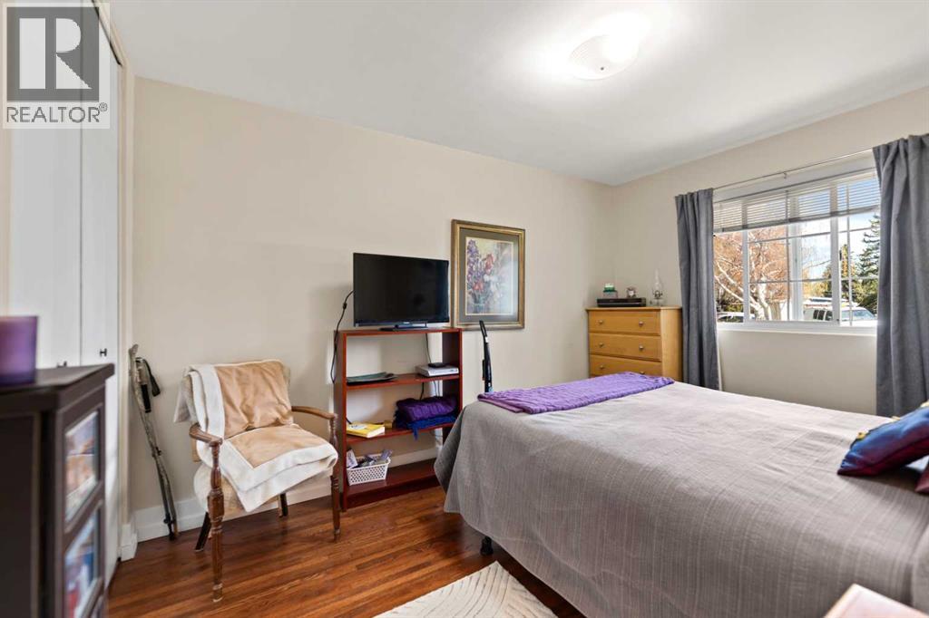55 Kelvin Place SW, Calgary, Alberta  T2V 2L2 - Photo 21 - A2309252