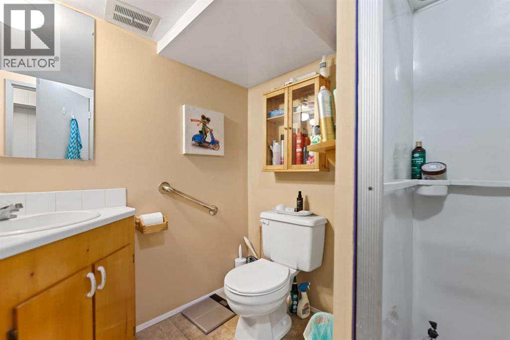 55 Kelvin Place SW, Calgary, Alberta  T2V 2L2 - Photo 29 - A2309252