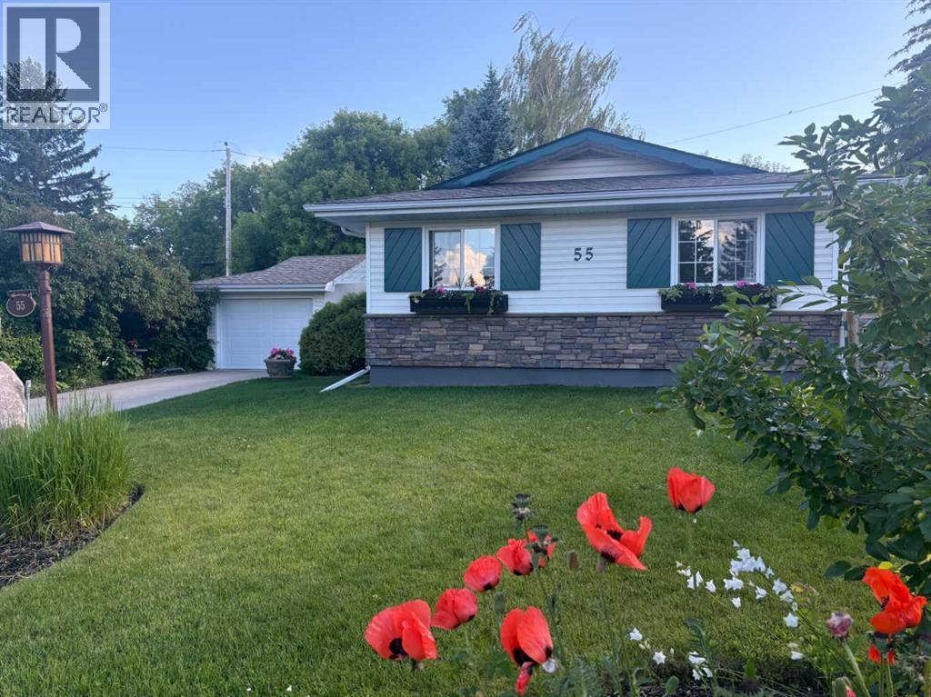 55 Kelvin Place SW, Calgary, Alberta  T2V 2L2 - Photo 2 - A2309252