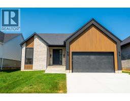 2056 MARION AVENUE, Sarnia, Ontario