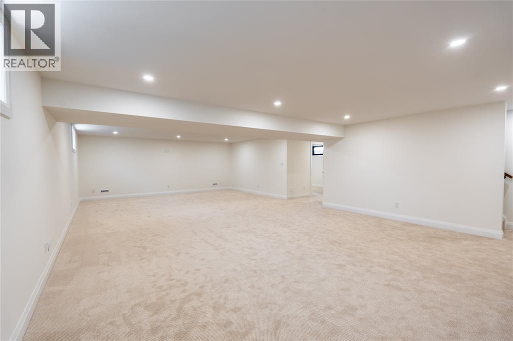 2056 Marion Avenue, Sarnia, Ontario  N0N 1C0 - Photo 24 - 26017924