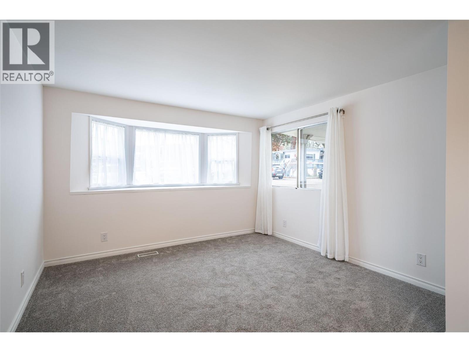 4505 Mclean Creek Road Unit# E14, Okanagan Falls, British Columbia  V0H 1R1 - Photo 3 - 10390651