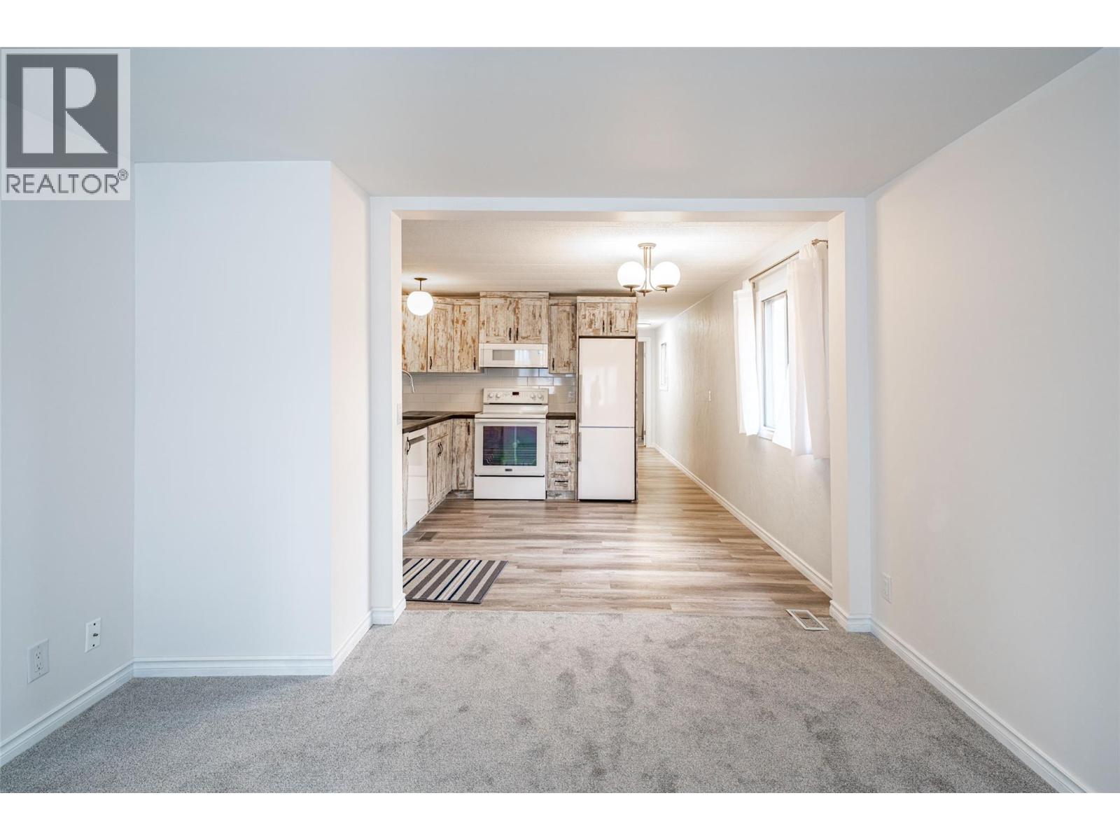 4505 Mclean Creek Road Unit# E14, Okanagan Falls, British Columbia  V0H 1R1 - Photo 5 - 10390651