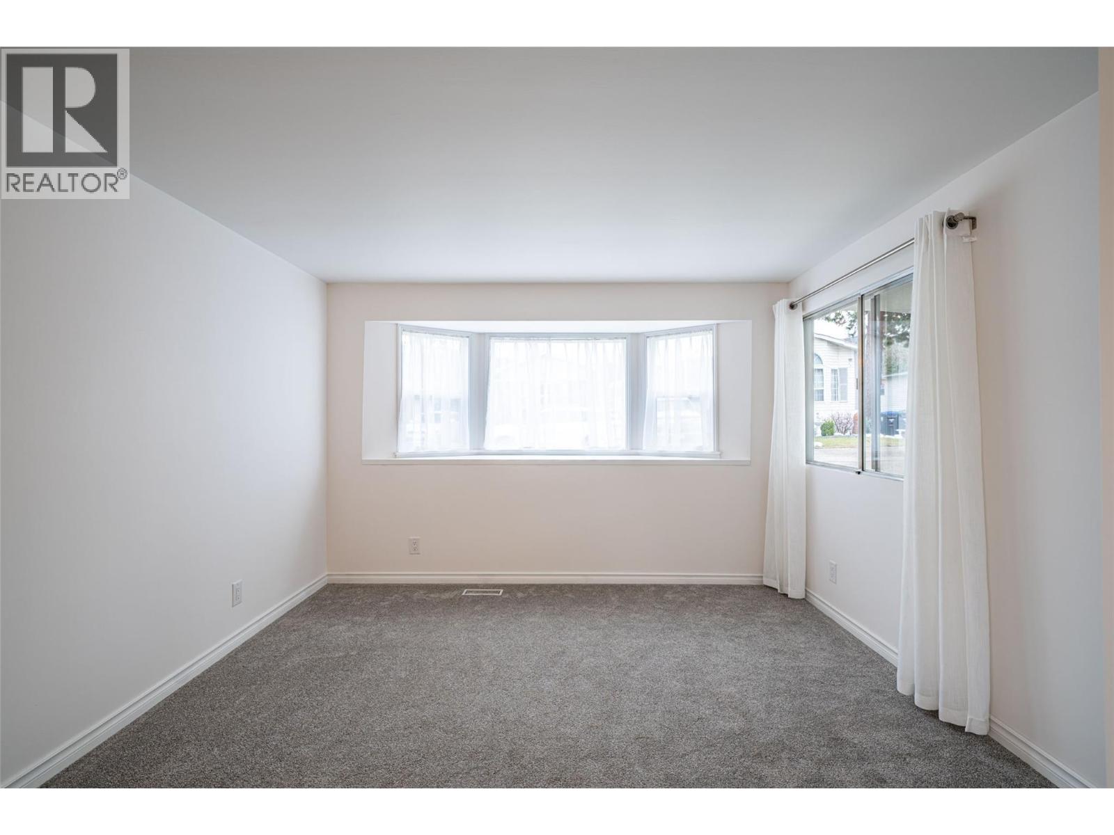4505 Mclean Creek Road Unit# E14, Okanagan Falls, British Columbia  V0H 1R1 - Photo 6 - 10390651