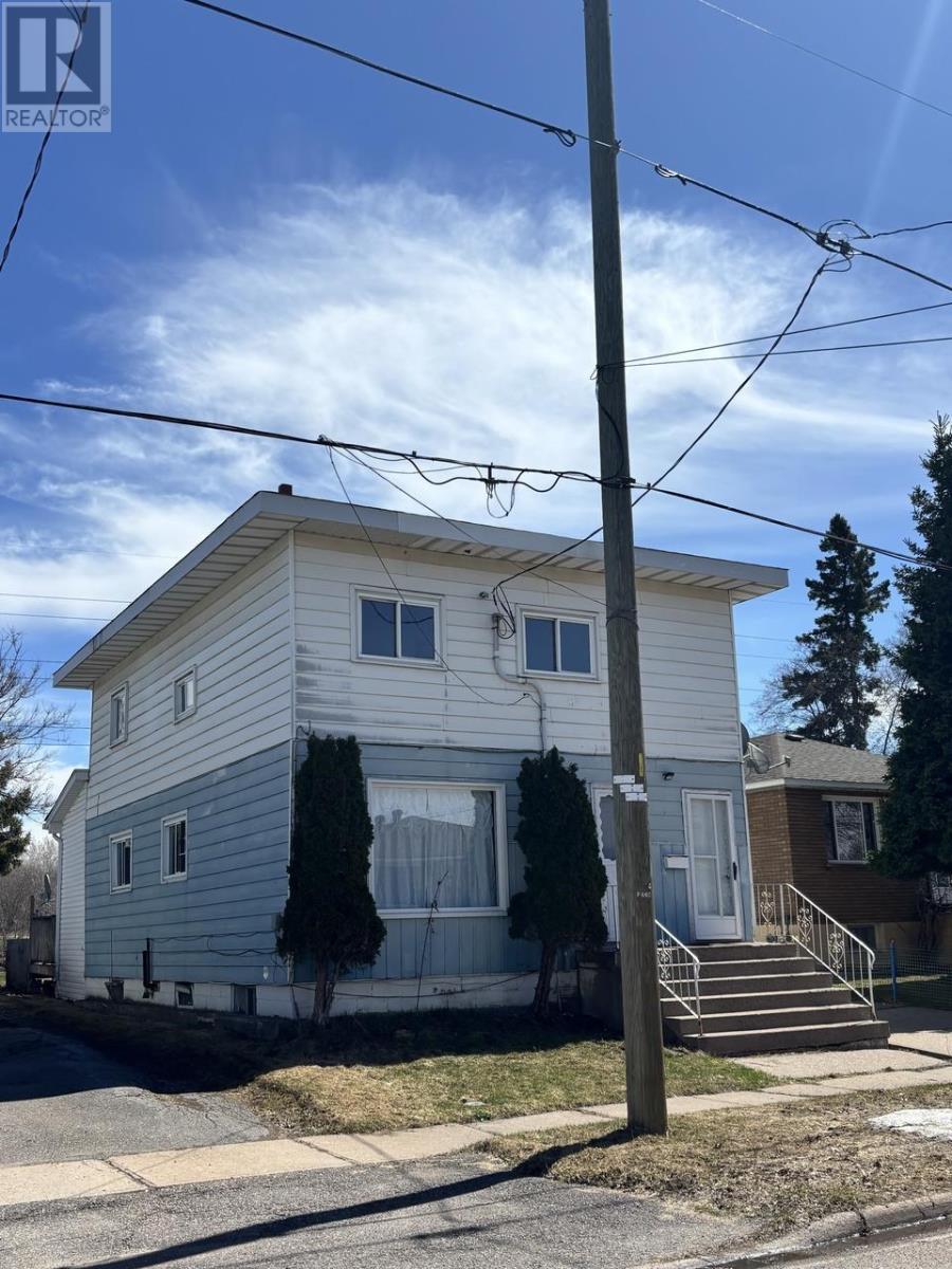 660 Lennox Ave, Sault Ste. Marie, Ontario  P6C 3P8 - Photo 2 - SM260793