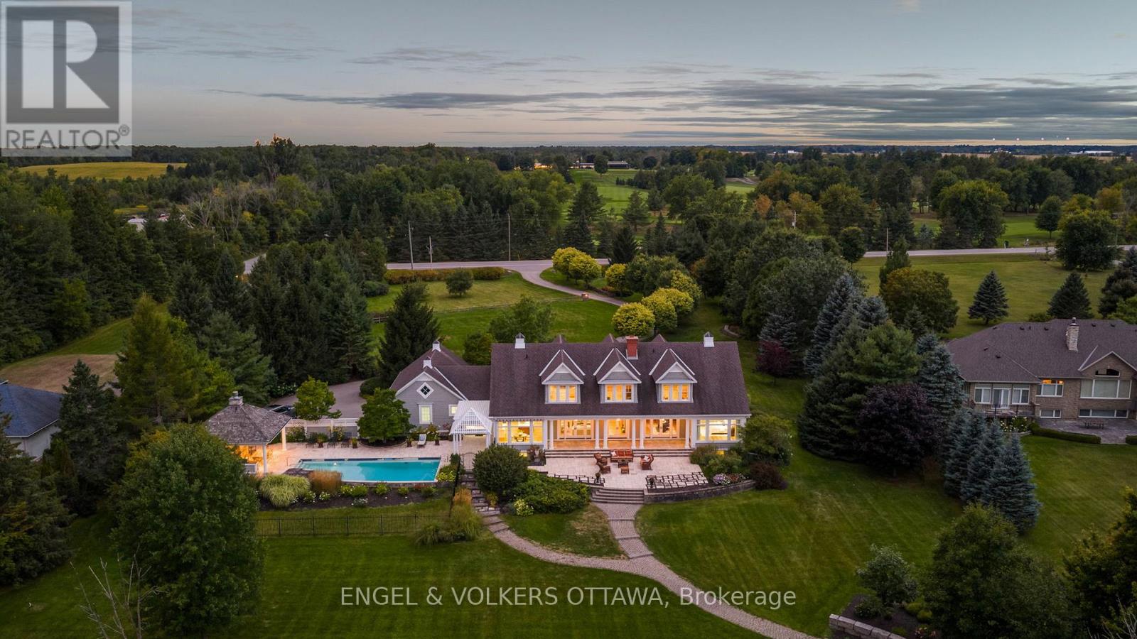 6029 Rideau Valley Drive N, Ottawa, Ontario