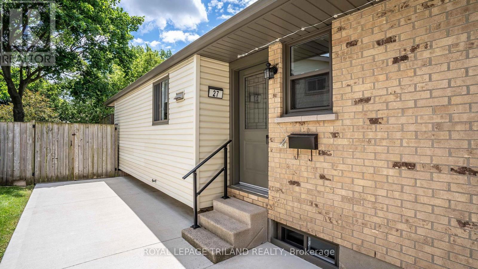 27 Patience Crescent, London South, Ontario  N6E 2K7 - Photo 4 - X13636644