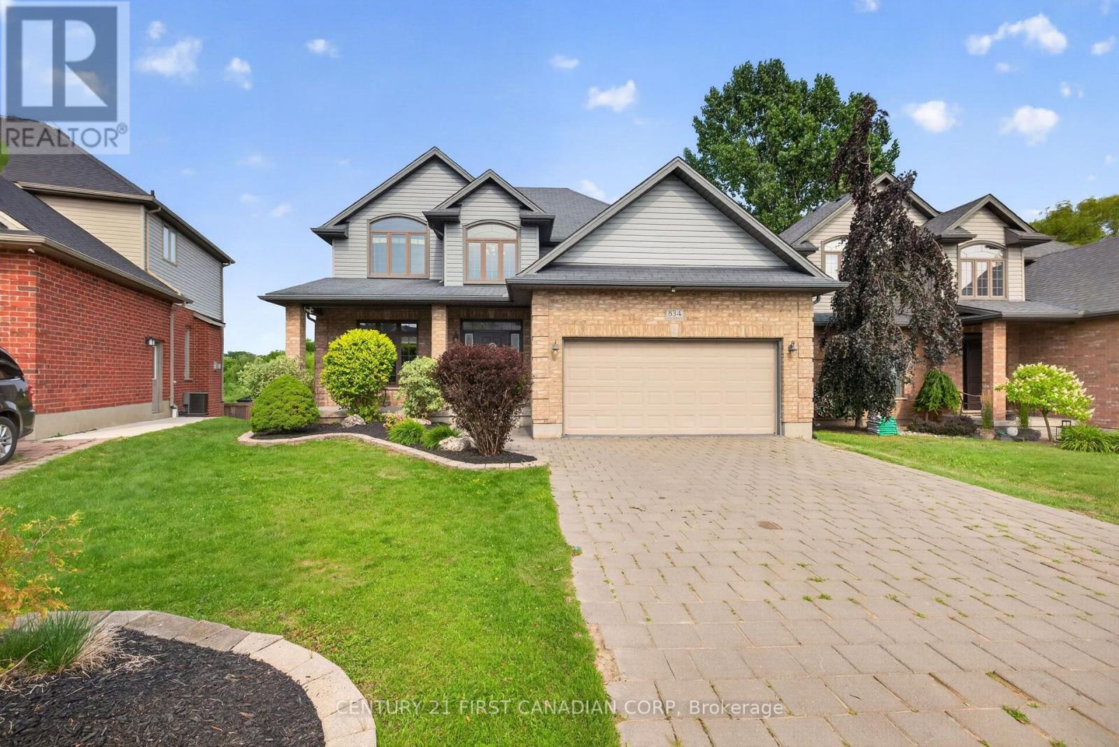 834 Talisman Crescent, London South, Ontario  N6K 0B6 - Photo 1 - X13636668