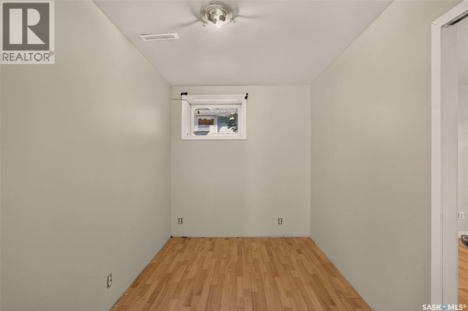 453 21st Street E, Prince Albert, Saskatchewan  S6V 1M2 - Photo 16 - SK027532