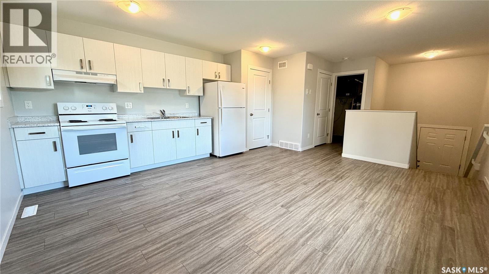 215 V Avenue N, Saskatoon, Saskatchewan  S7L 3E5 - Photo 21 - SK036552