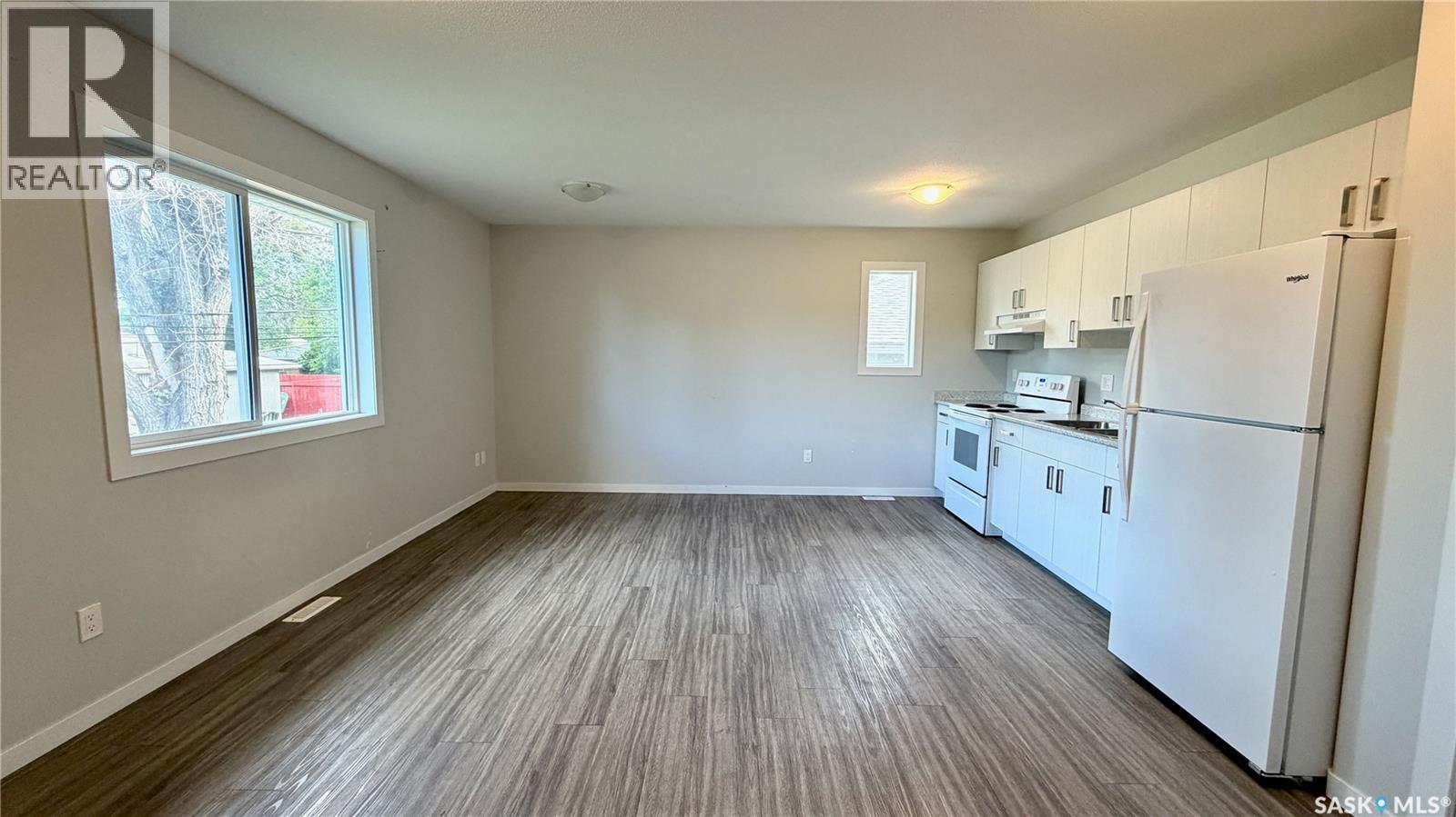 215 V Avenue N, Saskatoon, Saskatchewan  S7L 3E5 - Photo 22 - SK036552
