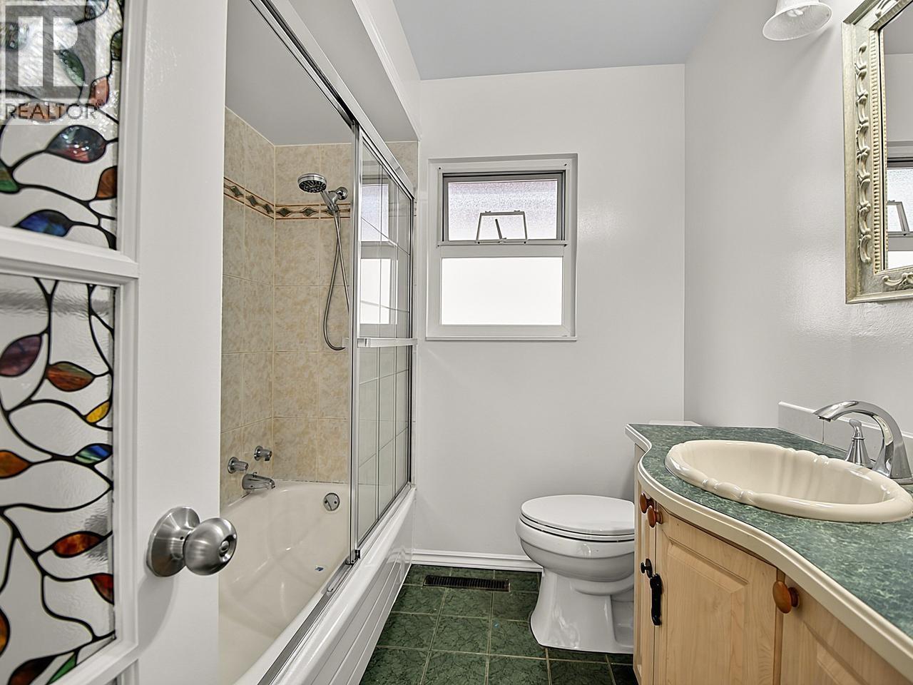 2216 E 41st Avenue, Vancouver, British Columbia  V5P 1L6 - Photo 23 - R3145563