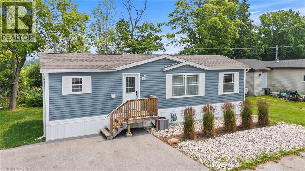 4431 Timothy Lane, Beamsville, Ontario  L3J 0W1 - Photo 2 - 40849549