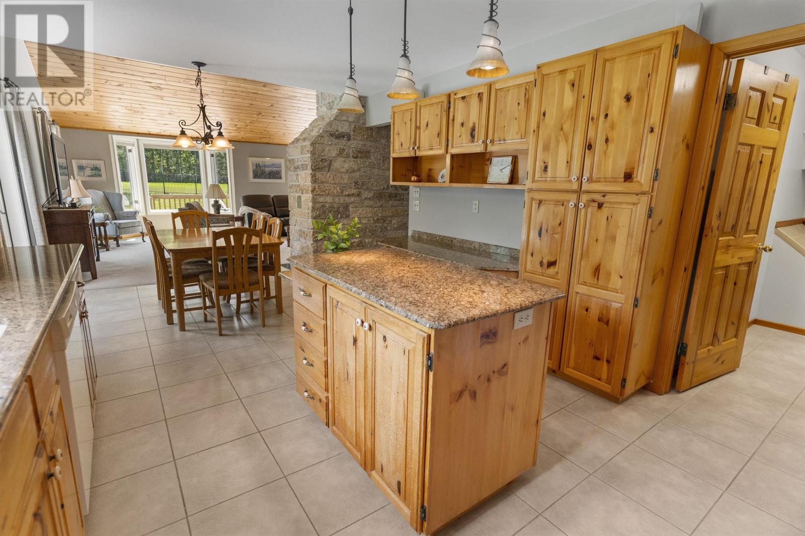 4306 Oak Heights Pl, Thunder Bay, Ontario  P7J 1A8 - Photo 11 - TB2602230