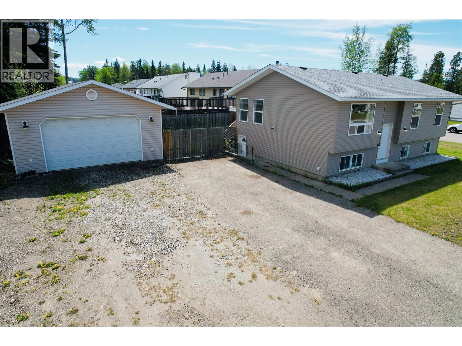 404 Willow Drive, Tumbler Ridge, British Columbia  V0C 2W0 - Photo 19 - 10374816