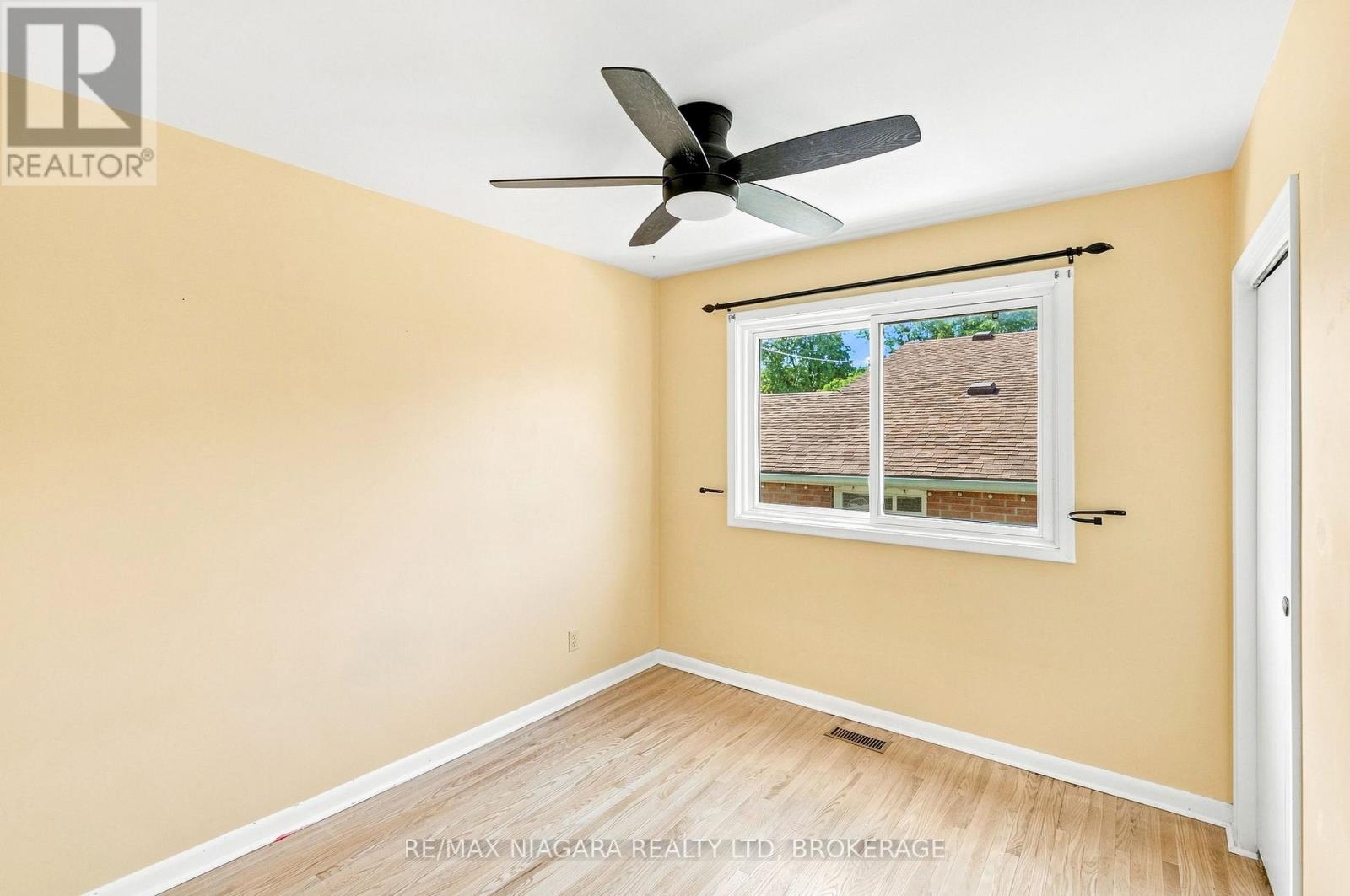 6521 Caledonia Street, Niagara Falls, Ontario  L2G 5A6 - Photo 15 - X13636614