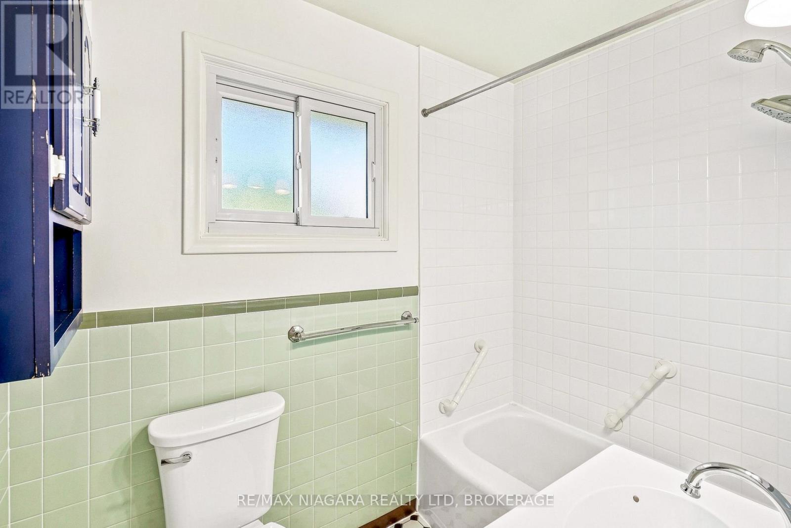 6521 Caledonia Street, Niagara Falls, Ontario  L2G 5A6 - Photo 17 - X13636614