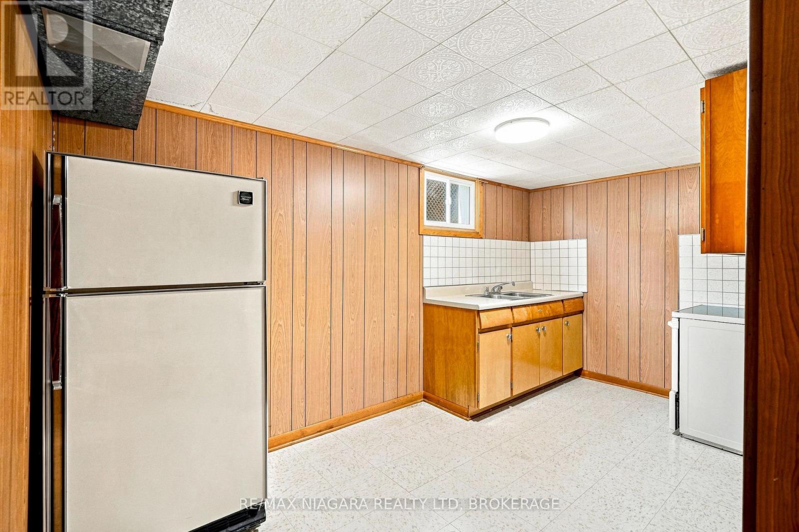 6521 Caledonia Street, Niagara Falls, Ontario  L2G 5A6 - Photo 24 - X13636614