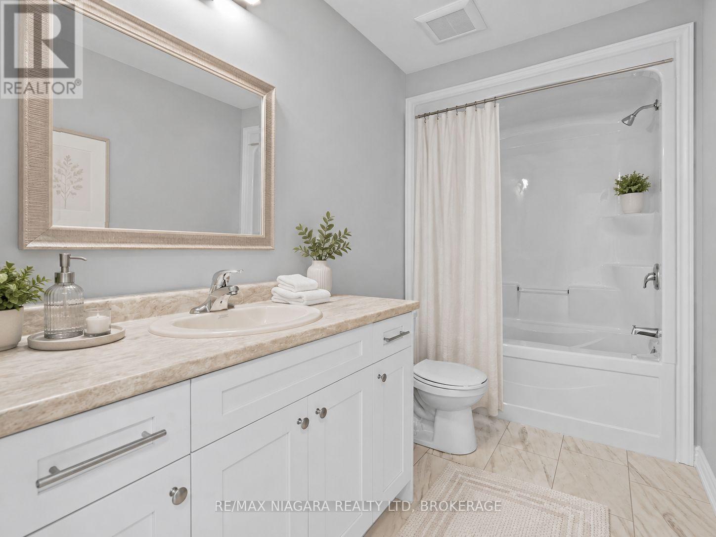39 Superior Street, Welland, Ontario  L3B 3G3 - Photo 12 - X13636626