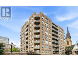 103 - 140 BATHURST STREET, Toronto, Ontario