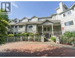 109 1283 PARKGATE AVENUE, North Vancouver, British Columbia