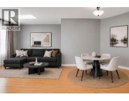 103 108 W ESPLANADE, North Vancouver, British Columbia