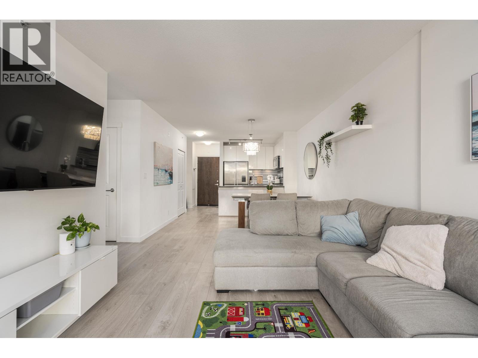 210 3168 Riverwalk Avenue, Vancouver, British Columbia  V5S 0B8 - Photo 1 - R3152373