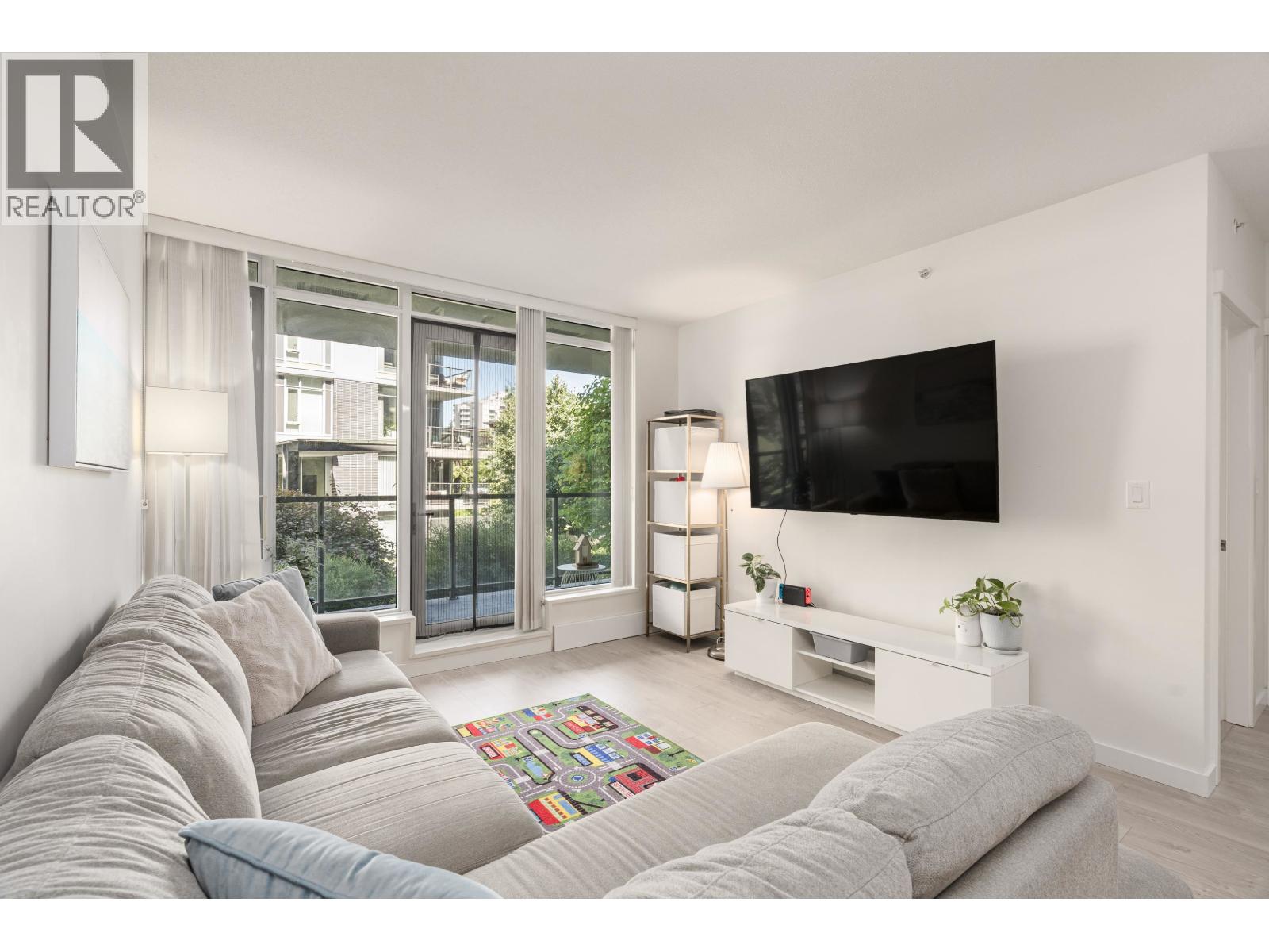 210 3168 Riverwalk Avenue, Vancouver, British Columbia  V5S 0B8 - Photo 3 - R3152373